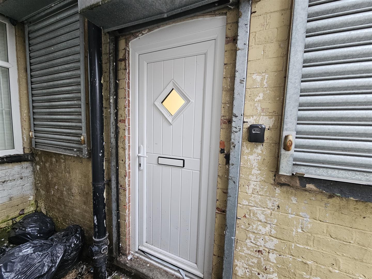 Edge Lane Droylsden, Manchester, M43 6BS, photo 3